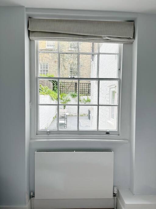 דירות לונדון Londwell, Luxe And Leaves, Chelsea Flat With Private Garden מראה חיצוני תמונה