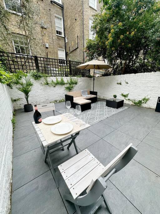 דירות לונדון Londwell, Luxe And Leaves, Chelsea Flat With Private Garden מראה חיצוני תמונה